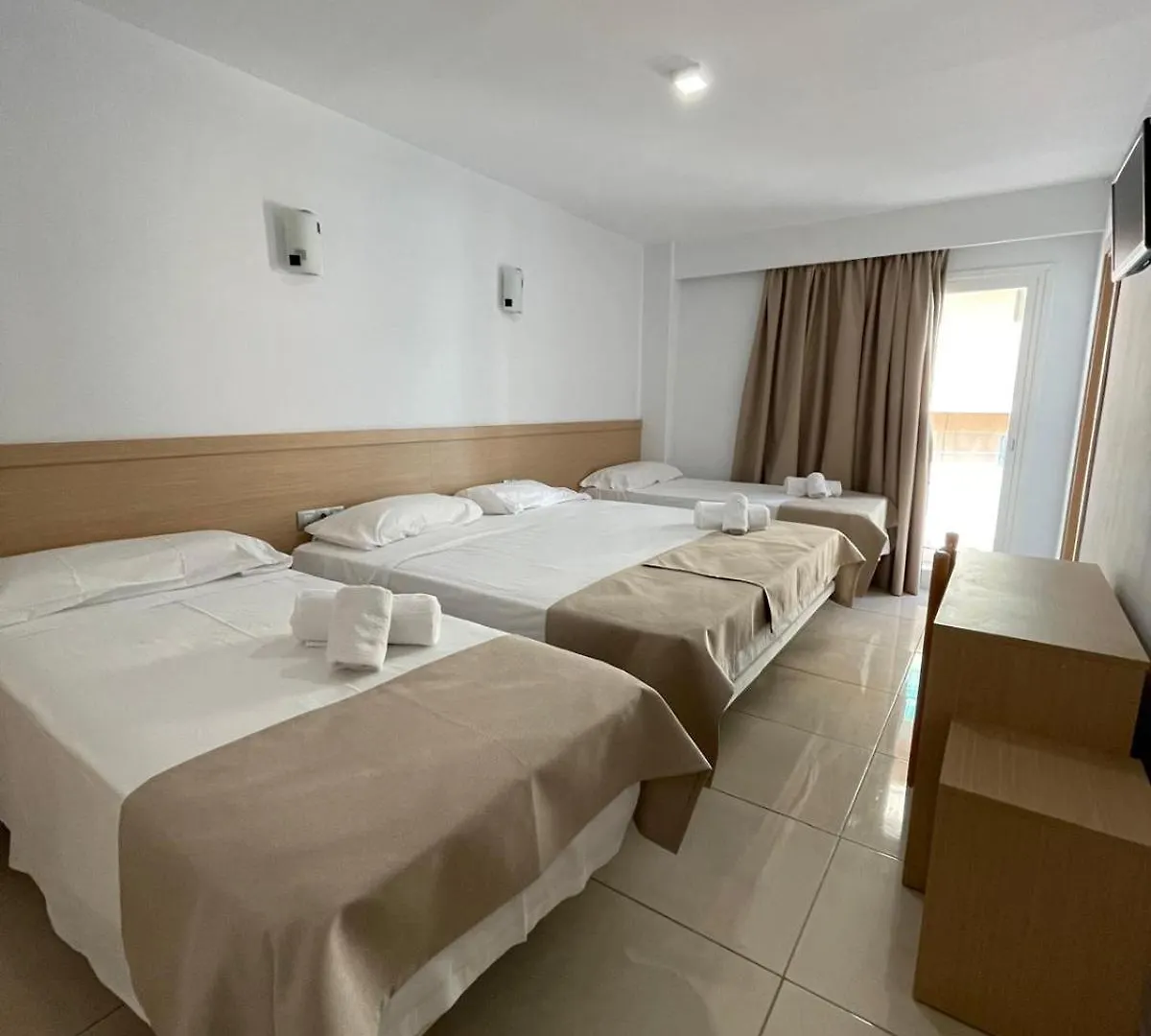 Hotel Leblon El Arenal