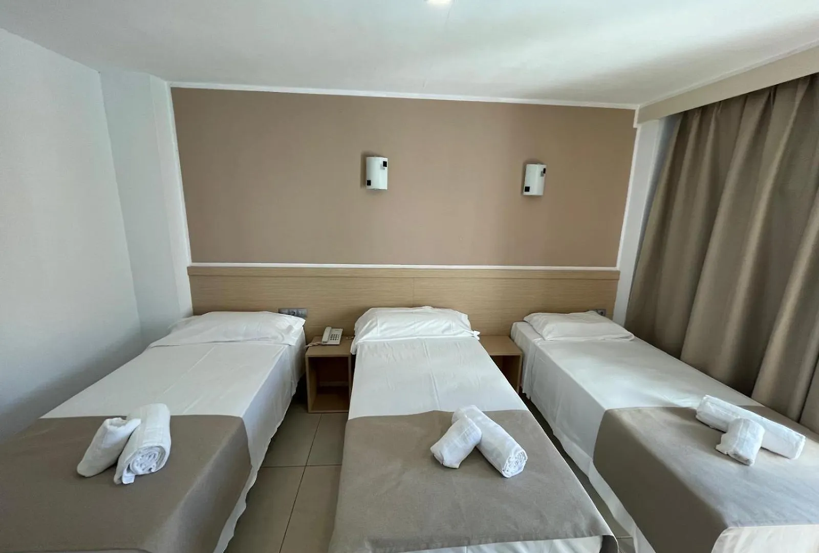 Hotel Leblon El Arenal  3*, El Arenal (Mallorca)